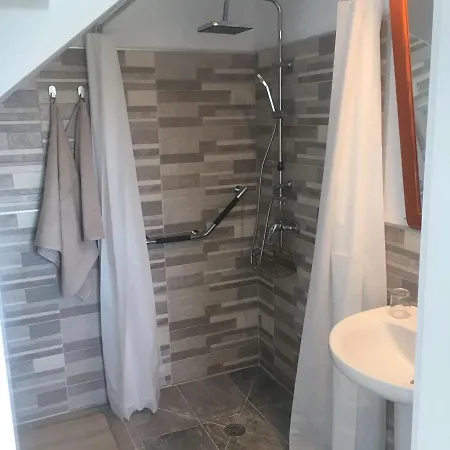 Yuco Holidays Apartman *